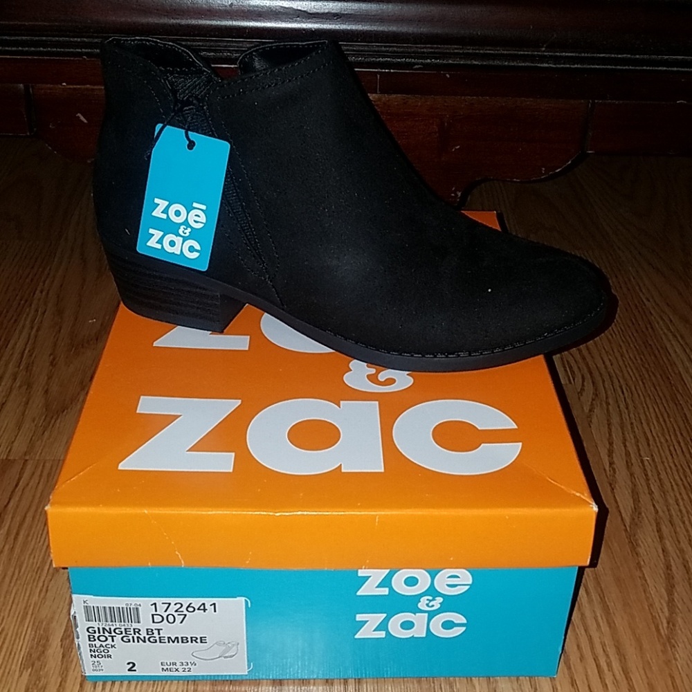 Girls boots